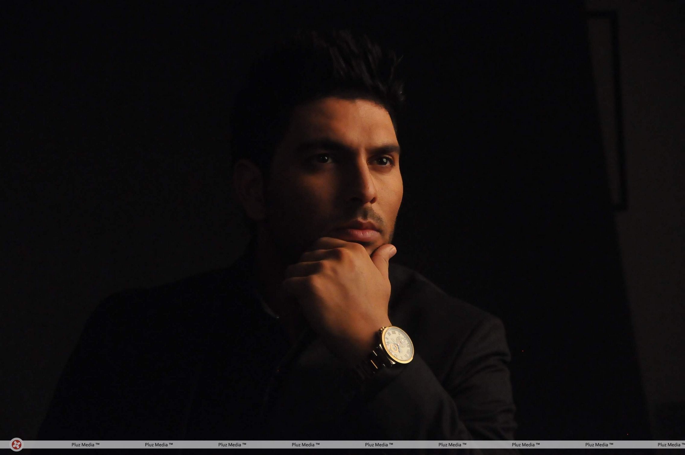 Yuvraj Singh during the photo shoot for the ad campaign of luxury watch | Picture 108984